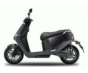 E-Motorroller SAXXX "Ecooter E2R", schwarz (schwarz, schwarz), Elektromotorroller, 75 km/h, B:72cm H:108cm L:184cm (98806556-0) schwarz, schwarz