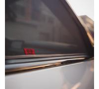 HEYNER® Sonnenschutz mit Magnethalterung für Seat Leon 3 ab 2012 | 2er-Set, passgenau für die hinteren Türen (links/rechts), grau gummierter Rahmen, aus Gummi und Kunststoff