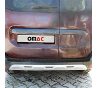 OMAC Ladekantenschutz Stossstangenschutz Heckstossstange kompatibel mit Dacia Dokker 2012-2021 | Auto Innen Zubehör Kofferraum Kratzschutz Selbstklebend Glanz Schwarz ABS