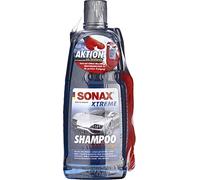 SONAX Xtreme Shampoo 2 in 1 (1 Liter) & WaschHandschuh (1 Stück) Autoshampoo Konzentrat ohne Abledern, Reinigung lackierter Oberflächen, Metall, Glas, Kunststoff & Gummi | Art-Nr. 02159410