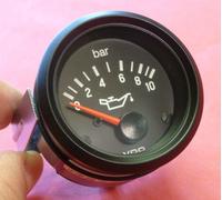 VDO Öldruckmesser 10bar ø 52mm mit METALL-GEHÄUSE "INTERNATIONAL" 021-0214