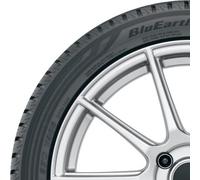 Winterreifen Yokohama BluEarth Winter V-906 3PMSF 205/55 R16 91T | 26659
